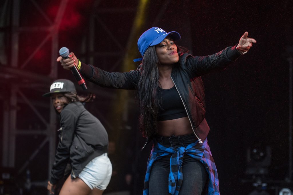 mike-massaro-lady-leshurr-3e649c72-777b-11e6-8f5b-e2fa661e35e8-web